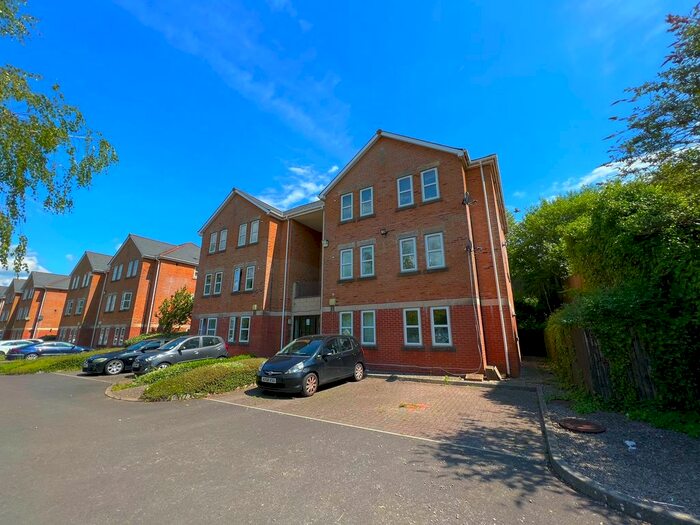 2 Bedroom Property To Rent In Virgil Court, Grangetown, Cardiff, CF11