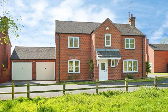 4 Bedroom Detached House For Sale In Shotwood Close, Rolleston-On-Dove, Burton-On-Trent, Staffordshire, DE13