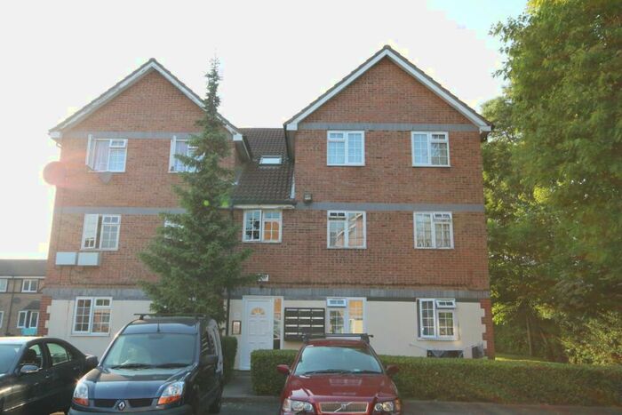 1 Bedroom Flat To Rent In Bittern Court, Colindale, NW9