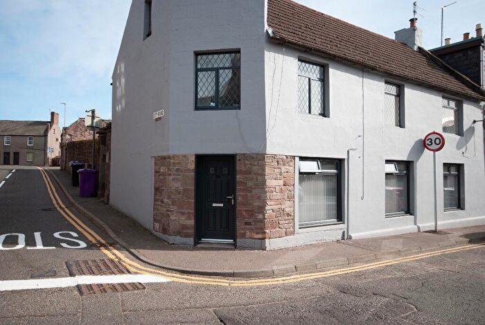 2 Bedroom Flat To Rent In City Road, Brechin, Angus, DD9