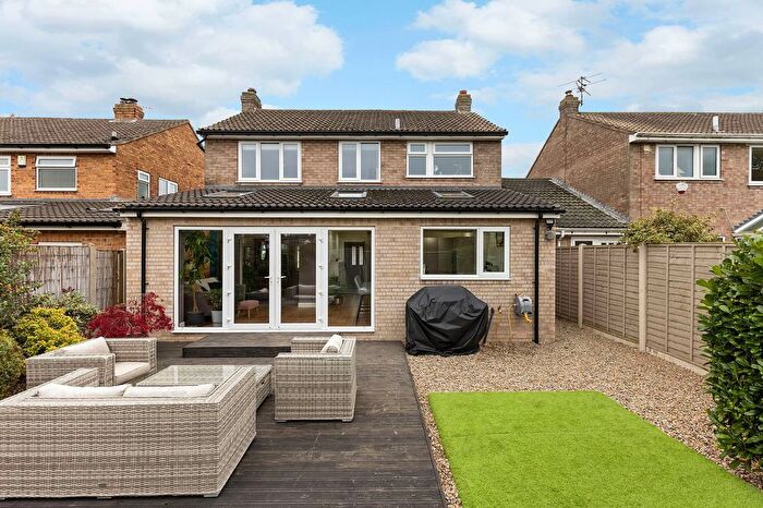4 Bedroom Detached House For Sale In Yew Tree Close, Rufforth, York, YO23