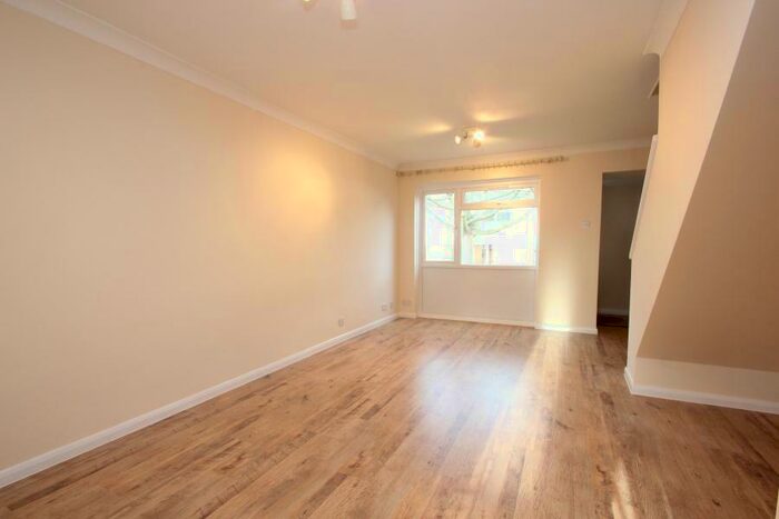 2 Bedroom Terraced House To Rent In St Johns, Surrey, GU21