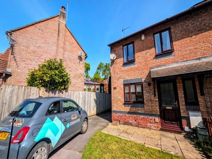 3 Bedroom End Of Terrace House To Rent In Coleridge Crescent, Killay, Swansea, SA2