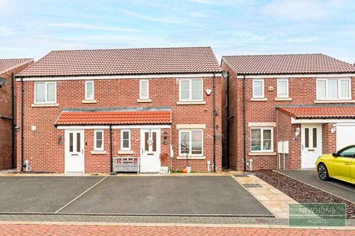 3 Bedroom Semi Detached House For Sale In Limestone Road Wakefield, WF1