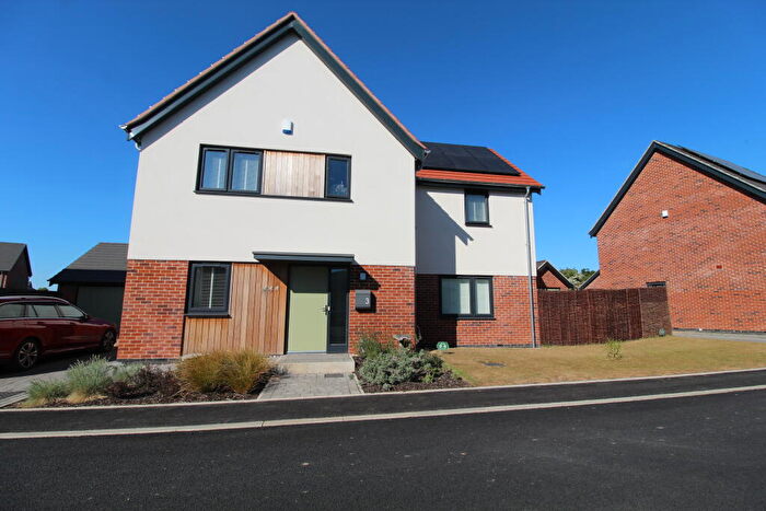 4 Bedroom Detached House For Sale In Squirrel Lane, East Harling, Norwich, NR16