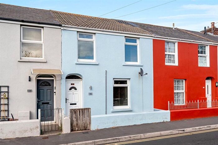 2 Bedroom Property To Rent In Spa Road, Weymouth, DT3