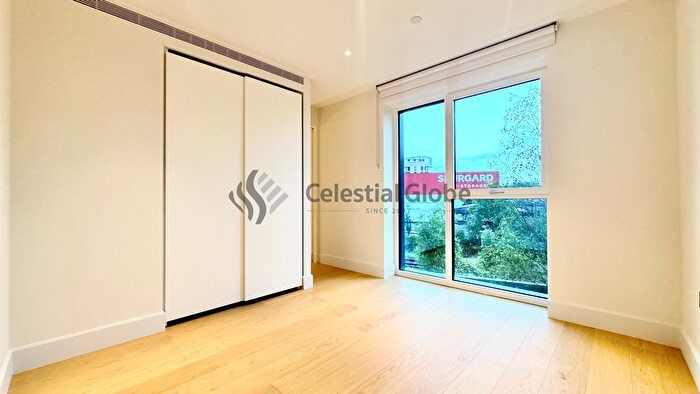 1 Bedroom Flat To Rent In Cascade Way, London, W12
