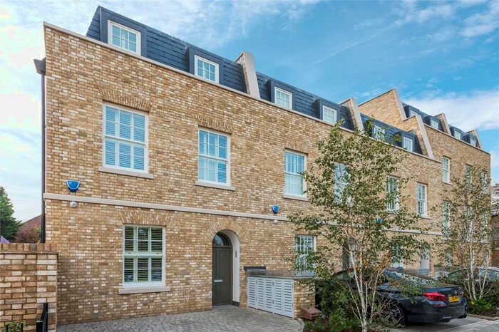 4 Bedroom End Of Terrace House To Rent In Mills Row, Chiswick, London, W4