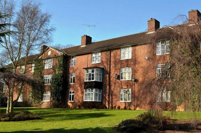 1 Bedroom Apartment To Rent In Stanborough Green, Welwyn Garden City, AL8