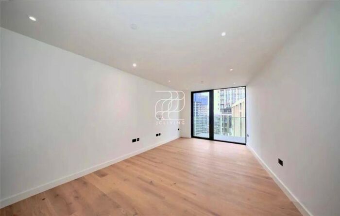 1 Bedroom Flat To Rent In Emery Way, London, E1W