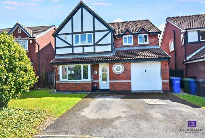 4 Bedroom Detached House For Sale In Tourney Green, Kingswood, WA5