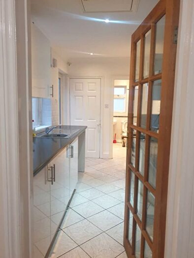 3 Bedroom Terraced House To Rent In Hearsall Lane, Coventry, CV5