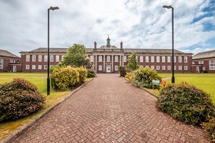 1 Bedroom Flat To Rent In Clifton Drive South, Lytham St Annes, FY8