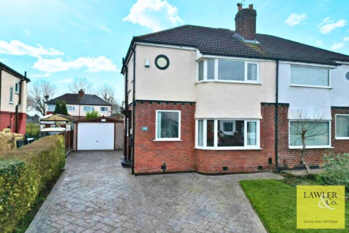 3 Bedroom Semi Detached House For Sale In Villdale Avenue, Stockport, Cheshire, SK2