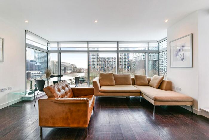 2 Bedroom Flat To Rent In Pan Peninsula Square, Canary Wharf, London, E14