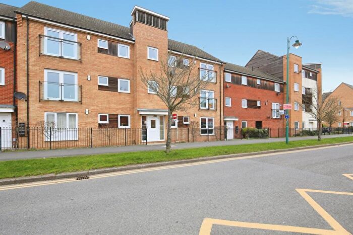 2 Bedroom Flat For Sale In Clayburn Road, Hampton Centre, Peterborough, PE7