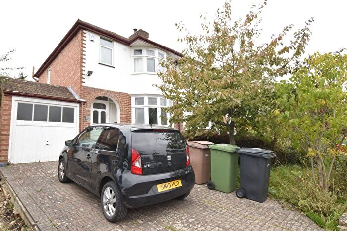 3 Bedroom Semi-Detached House To Rent In North Hinksey Lane, Oxford, Oxfordshire, OX2