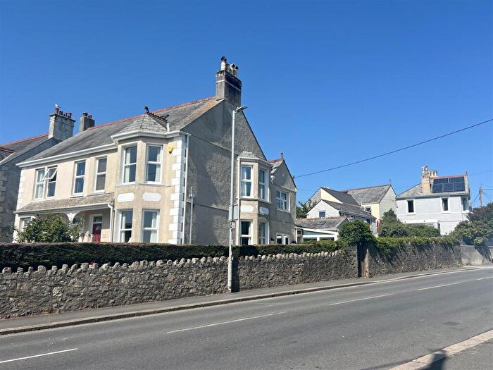 4 Bedroom Semi Detached House For Sale In Beech Road, St. Austell, PL25