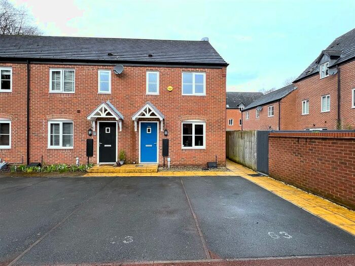 3 Bedroom Semi-Detached House For Sale In Bath Vale, Congleton, CW12