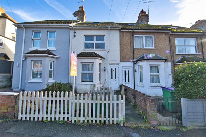 3 Bedroom Terraced House For Sale In Dyke Road, Folkestone, Kent, CT19