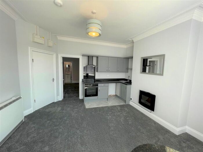 1 Bedroom Flat To Rent In Varo Terrace, Stockton-On-Tees, TS18