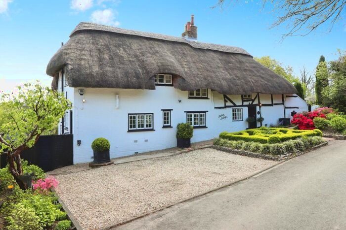 2 Bedroom Detached House For Sale In Hedges Hill, Walberton, Arundel, West Sussex, BN18