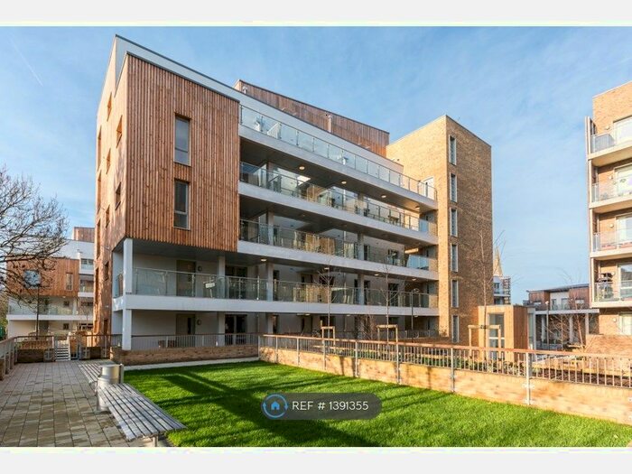 2 Bedroom Flat To Rent In Trent House, Maidenhead, SL6