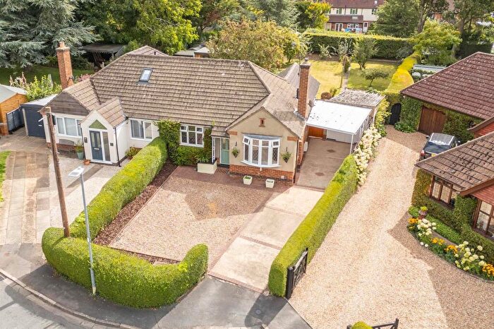 2 Bedroom Semi-Detached Bungalow For Sale In Park Drive, Market Harborough, LE16