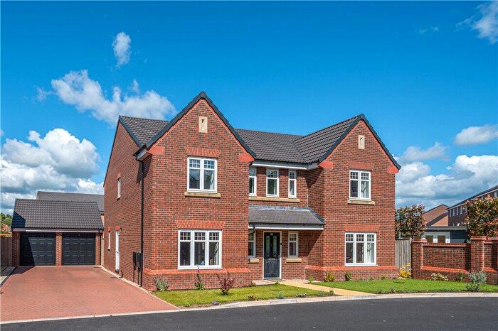 5 Bedroom Detached House For Sale In Bishopton Place, Ripon, North Yorkshire, HG4