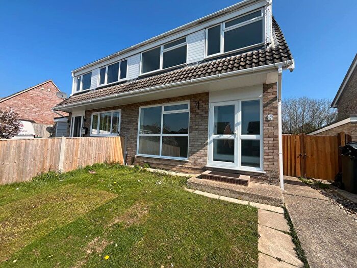 3 Bedroom Semi-Detached House To Rent In Mersey Way, Henwick, Thatcham, RG18