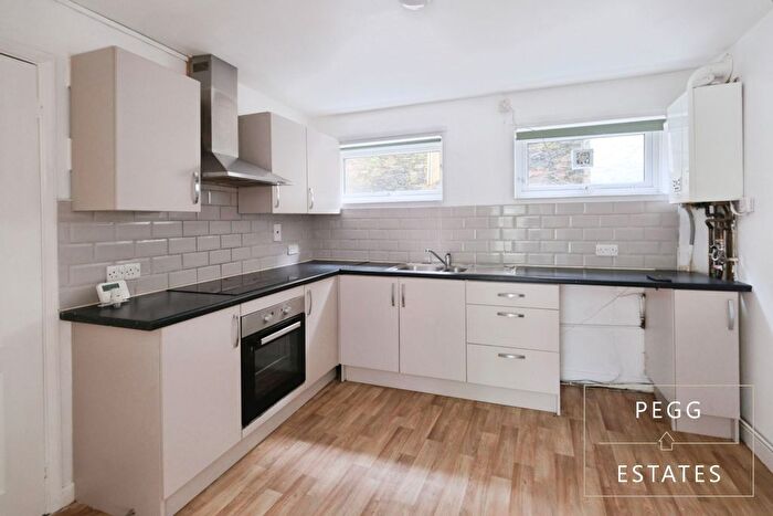 1 Bedroom Flat For Sale In Tamarisk, St. Marychurch Road, Torquay, TQ1