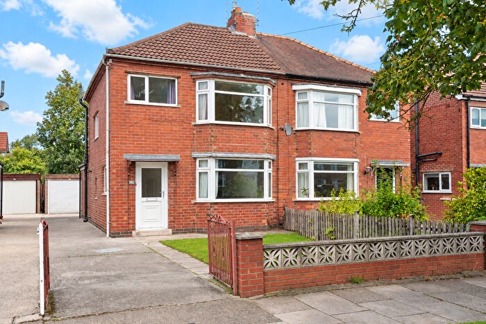 3 Bedroom Semi Detached House For Sale In Broadway, York, YO10
