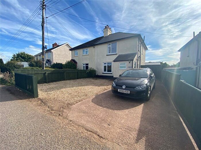 3 Bedroom Semi-Detached House For Sale In Honiton Road, Cullompton, Devon, EX15