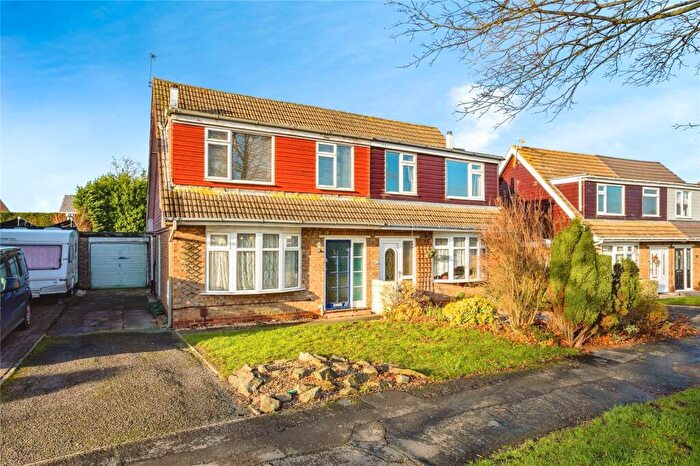 3 Bedroom Semi Detached House For Sale In Sandringham Rise, Shepshed, Loughborough, LE12