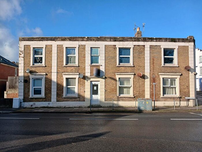 2 Bedroom Apartment To Rent In North Road, Shanklin, PO37