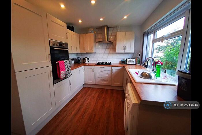 3 Bedroom Flat To Rent In Tenby House, Whitchurch, Cardiff, CF14