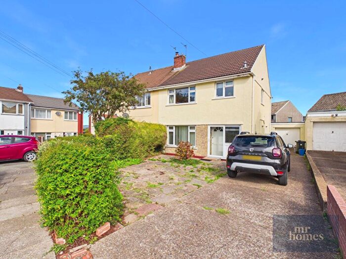 3 Bedroom Semi-Detached House For Sale In Cae Newydd Close, Michaelston, Cardiff, CF5