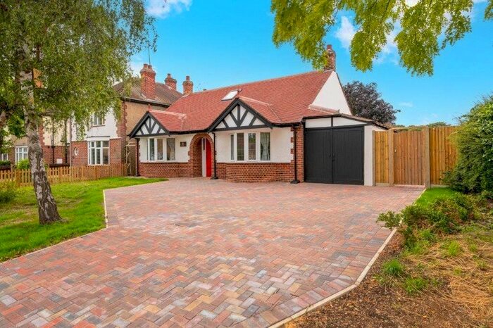 5 Bedroom Bungalow To Rent In Austerby, Bourne, Lincolnshire, PE10