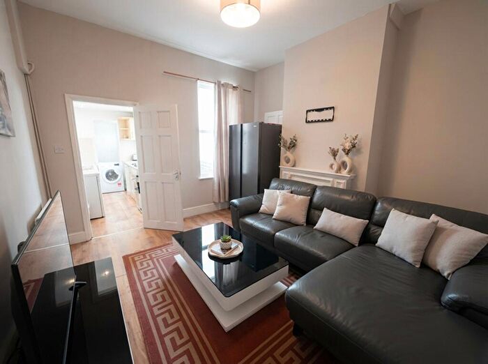 3 Bedroom Terraced House For Sale In Matlock Road, Coventry, CV1