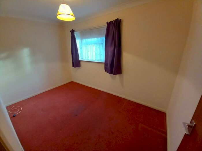 1 Bedroom Flat To Rent In Hartnup Street, Maidstone, Kent, ME16