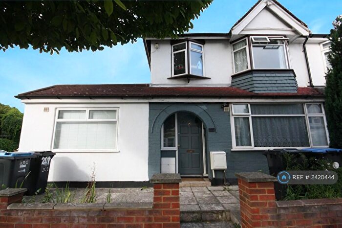 1 Bedroom Flat To Rent In Edmonton, London, N9
