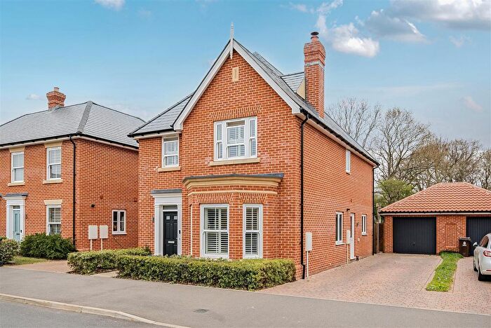 4 Bedroom Detached House For Sale In The Avenue, Lawford Green, CO11