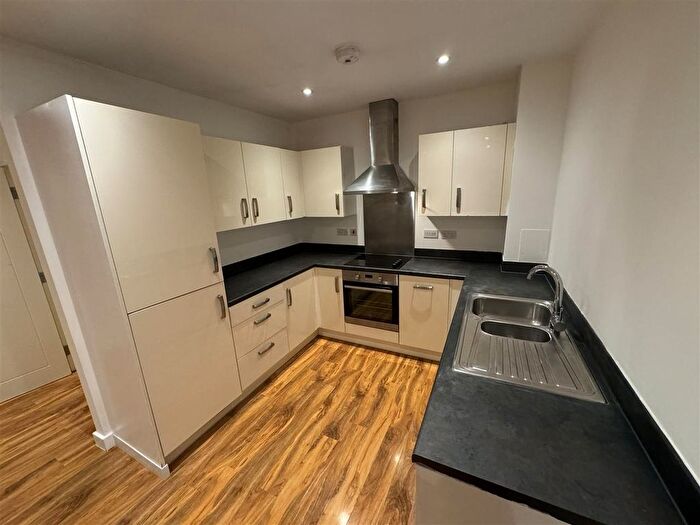 1 Bedroom Flat To Rent In Imperial Drive, Harrow, HA2