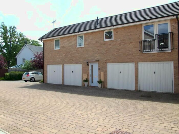 2 Bedroom Maisonette To Rent In Vulcan Drive, The Parks, Bracknell, Berkshire, RG12