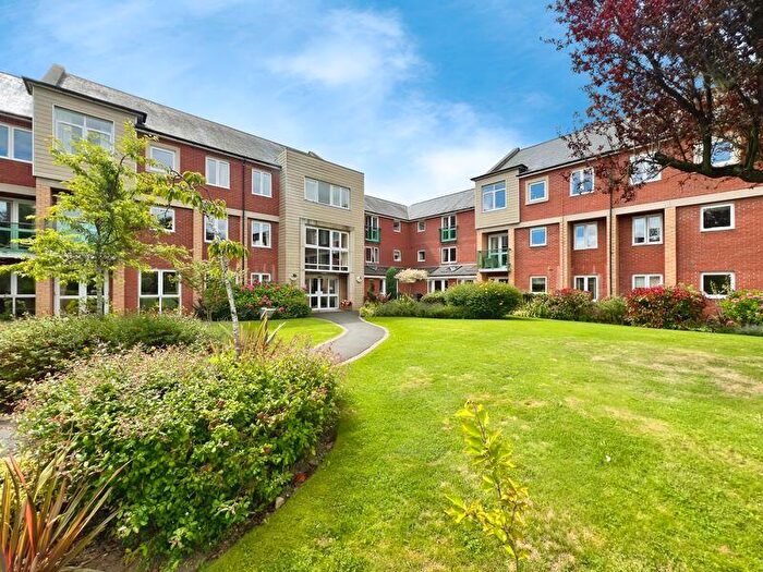 1 Bedroom Retirement Property For Sale In Henderson Court, Ponteland, NE20