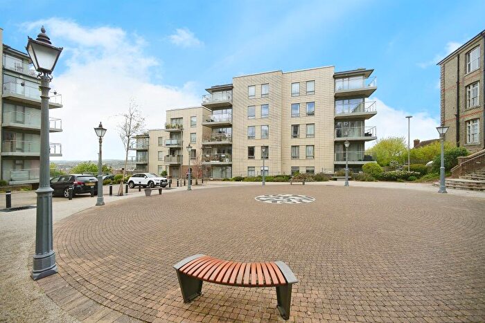 1 Bedroom Flat For Sale In Pankhurst Avenue, Brighton, BN2