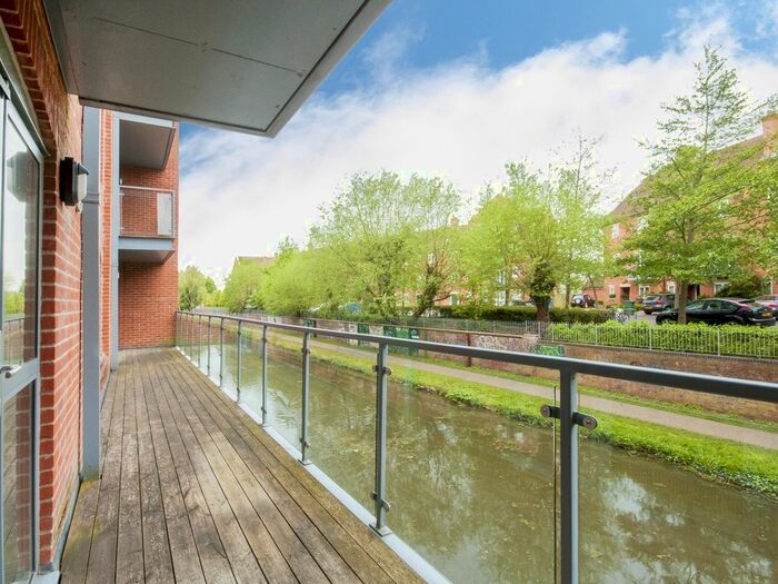 3 Bedroom Flat To Rent In Foundry House, Oxford, OX2