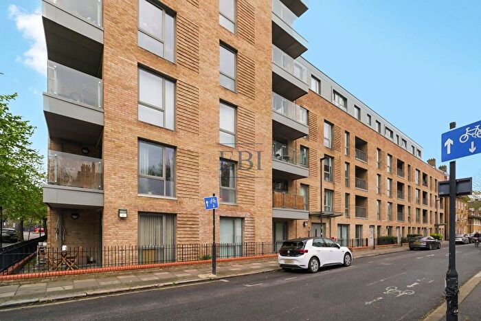 1 Bedroom Flat To Rent In Palm House, Sancroft St, Vauxhall, SE11