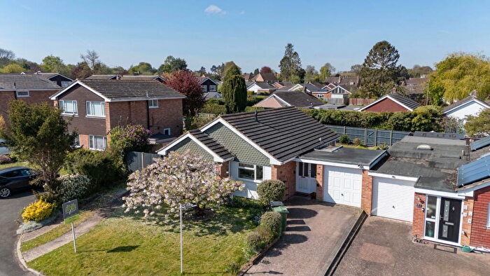 2 Bedroom Detached Bungalow For Sale In Blackwater Close, Oakley, Basingstoke, RG23