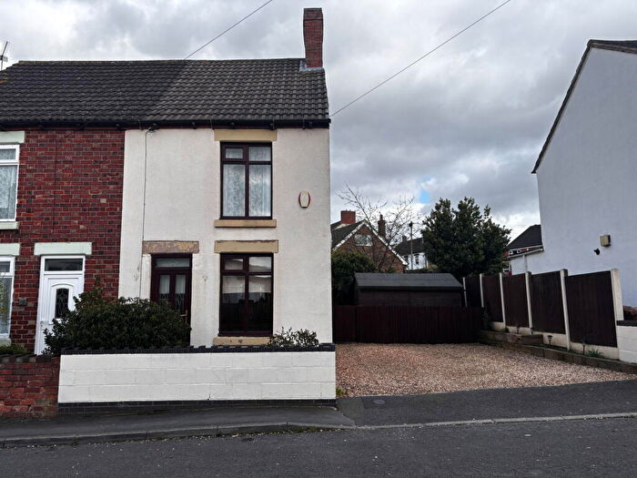 3 Bedroom Semi Detached House For Sale In George Street, Church Gresley, DE11